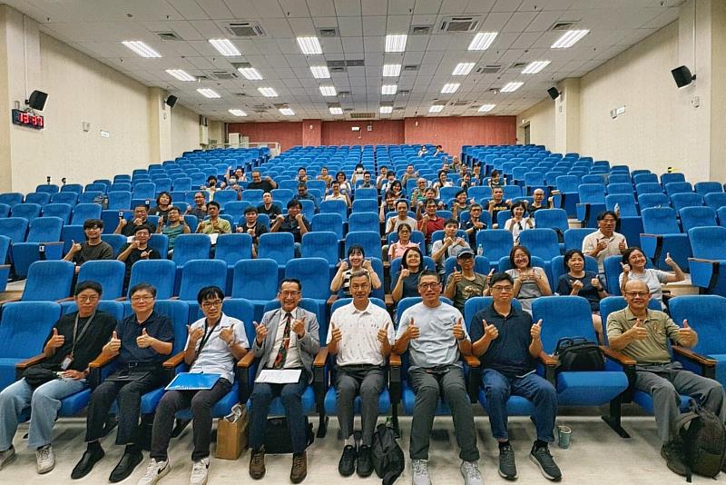 114學年度國民中小學北區縣市及科技中心期末成果分享暨交流會合影。