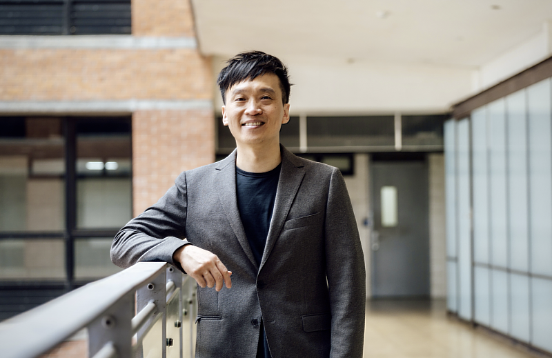 國立清華大學科技法律研究所教授兼所長林勤富教授