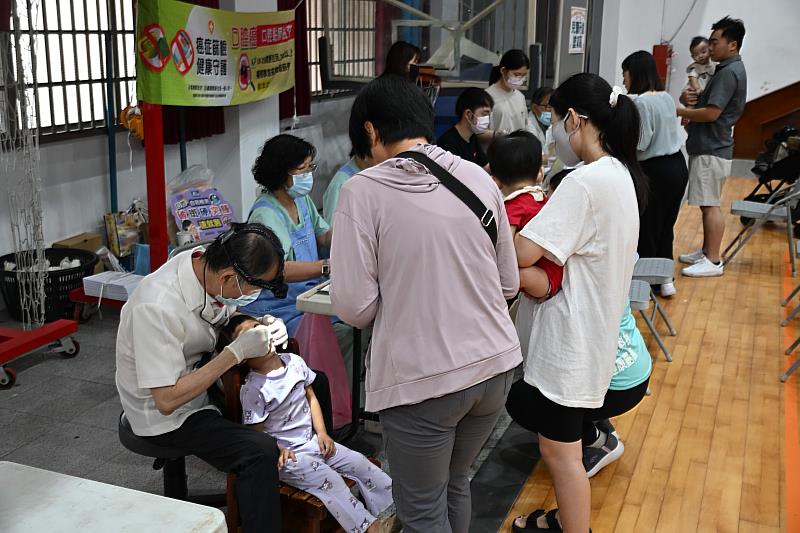 一站式健康服務前進朴子國小,守護全家健康