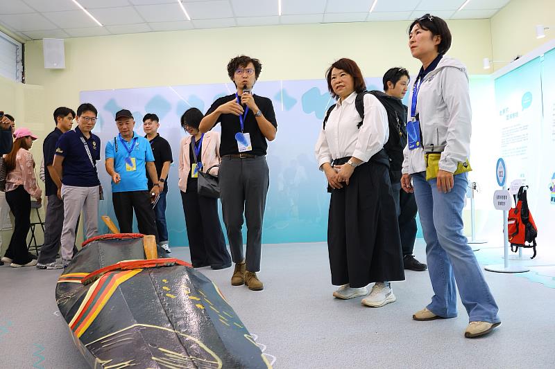 黃敏惠市長帶領市府團隊,參訪台東博覽會各大展區。饒慶鈴縣長率縣府團隊交流城市治理經驗。