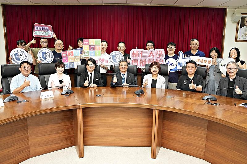「帛琉氣候紀錄片拍攝暨COP31氣候行動」計畫的三方代表，舉辦合作備忘錄（MOU）簽署儀式。
