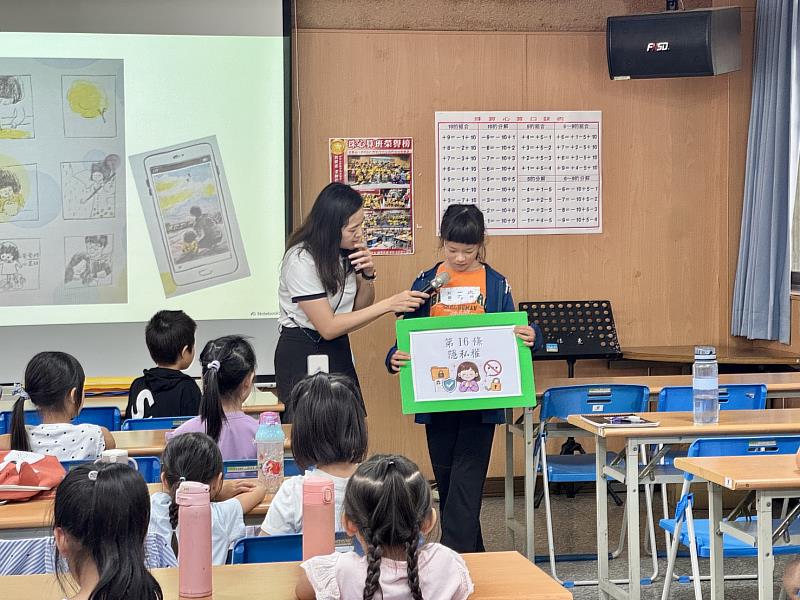 臺東縣家庭教育中心攜手救國團 親子共學 閱讀手作暖家庭