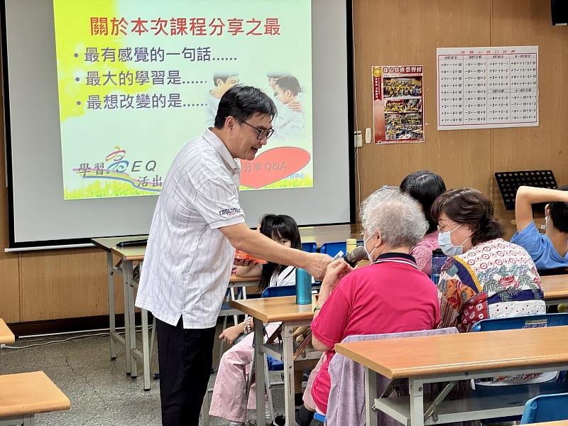 「手心的溫度-親子療癒站」親子共享活動。