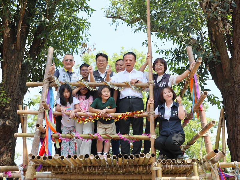 嘉義縣首座公辦公營華德福實驗小學揭牌 排路國小開啟多元教育新篇章