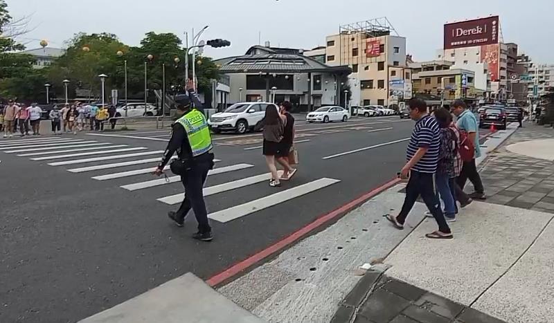 提高見警率。