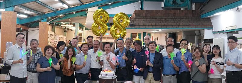 活動適逢父親節,育達科大祝福所有父親們,父親節快樂。