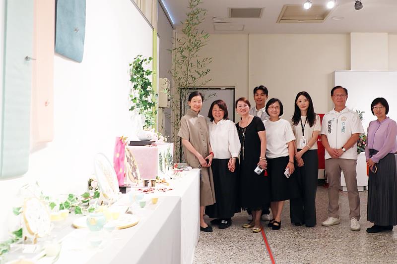 黃敏惠市長邀請民眾把握展期最後兩日前來嘉義文化創意園區欣賞展覽。