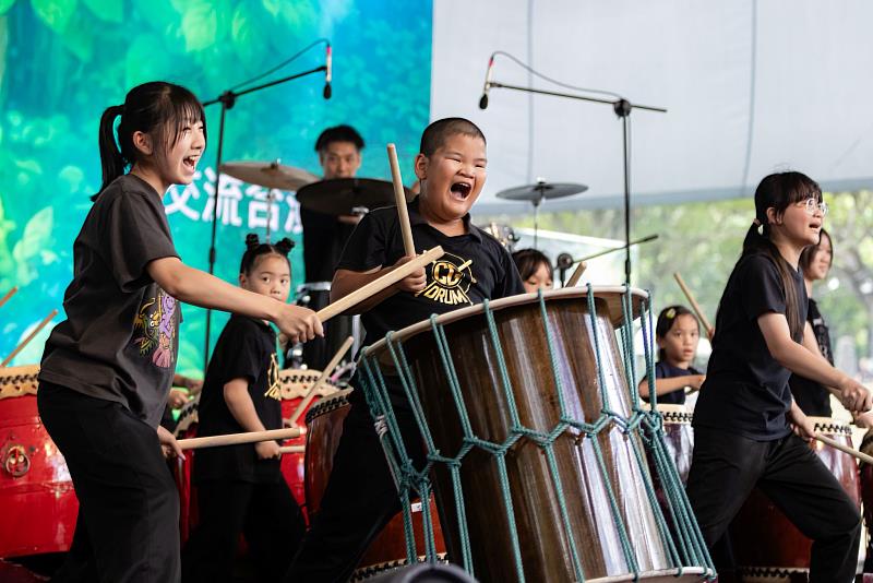 羈絆太鼓完成製作首演。