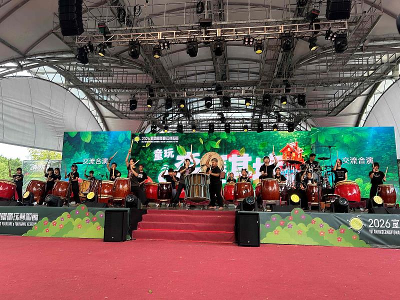 臺日交流合演。