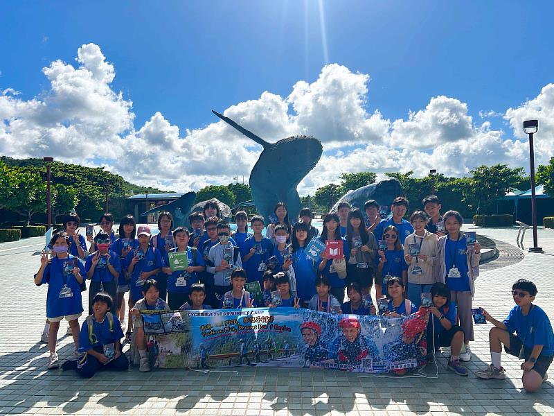 與魚共眠FUN暑假!救國團「與魚共舞.夜宿海生館」帶領學童探索海洋世界