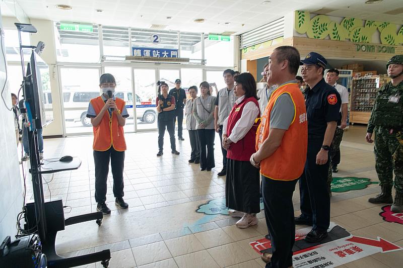 黃敏惠市長前往嘉義市先期轉運中心 視導演練情形