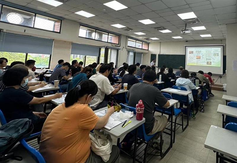張子敬署長探討國內氣候變遷因應法沿革作為發展。