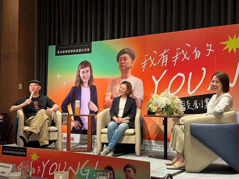 現場交流熱烈，兩位負責人傾囊相授。