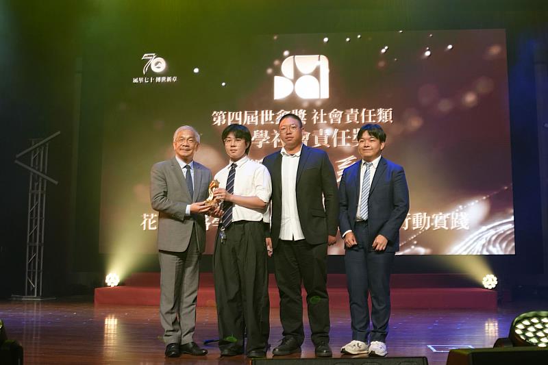 世新大學教室延伸部落 AI成學童述說文化新語言 | 中央社訊息平台
