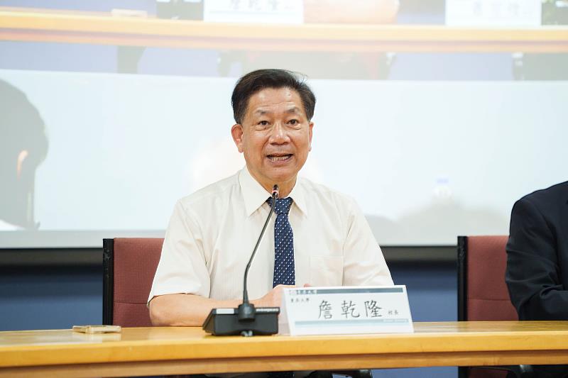 圖二、東吳大學校長詹乾隆致詞表示，「人文AI」是東吳大學近年推動跨域教學的重要方向。