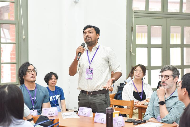 科學教育研究所賈尼特Nitesh Kumar Jha(印度)。