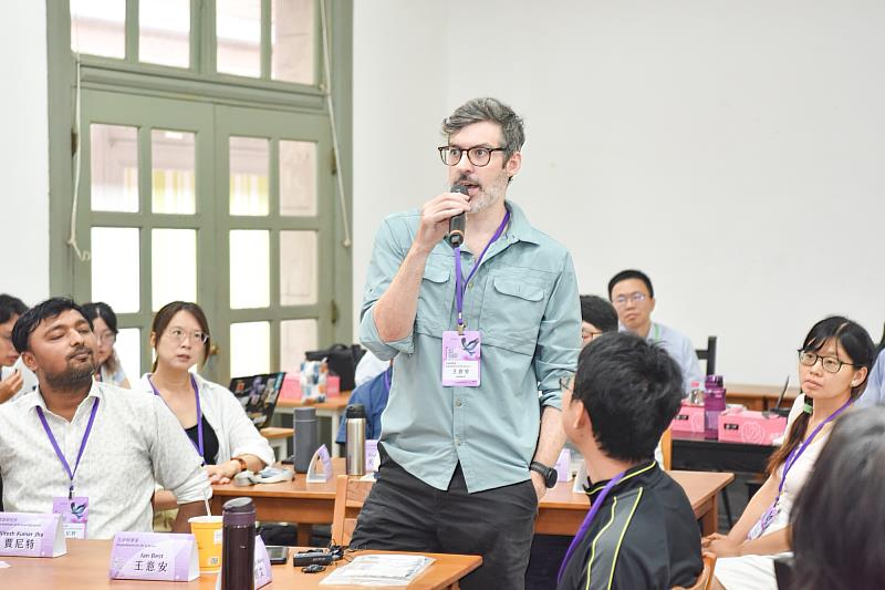 生命科學系王意安Ian Best(加拿大)。