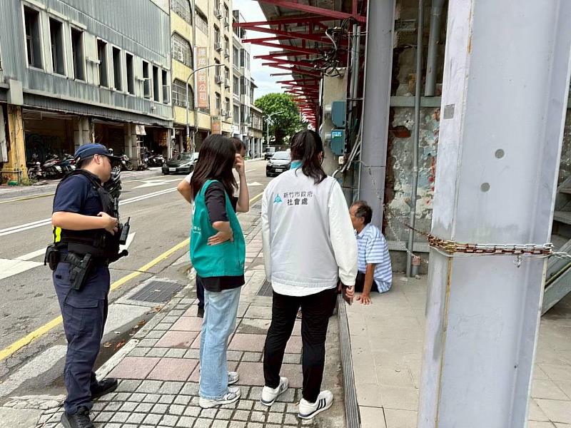 竹市府跨局處聯合巡訪。
