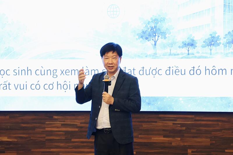 朱家良表示，教育科技關注的不應只是產品本身，而是理解使用者情境並解決真實問題，才能協助教師翻轉教學、提升學生的學習成效。
