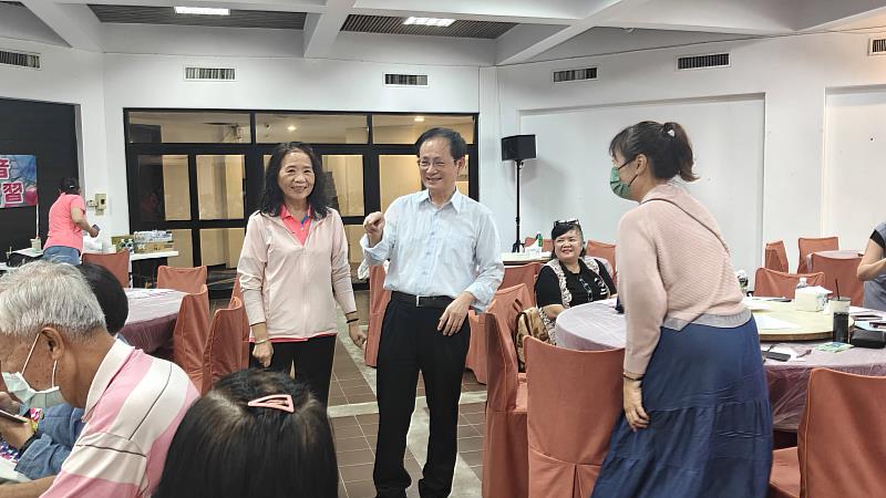 周柏雅處長到場關心。