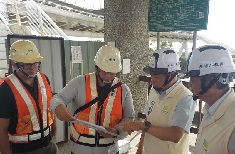 新竹市十七公里海岸線重要地標「豎琴橋」，啟動「吊索更換工程」及「螺栓更換暨橋梁塗裝工程」。