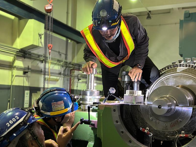 新竹市焚化廠更新發電機，有效提升整體發電效能。