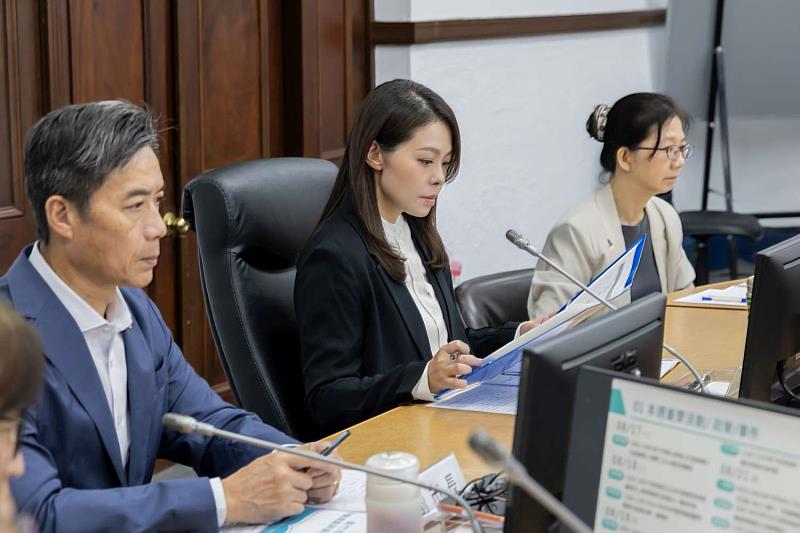 新竹市政府今（18）日召開市務會議，由市長高虹安主持。