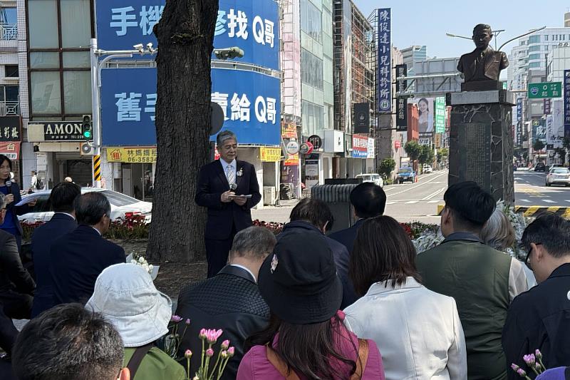 南大文資系USR計畫串聯湯德章紀念公園等不義遺址，規劃發展歷史場域學習與人權教育。