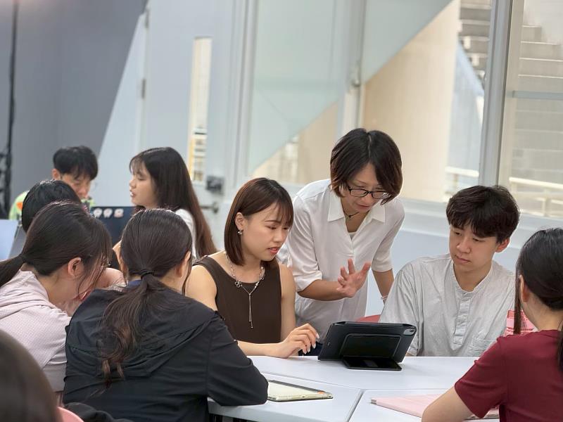 中教大積極推動校園數位轉型，打造全國首個大學AI智慧學習平台「歐姆學園」。