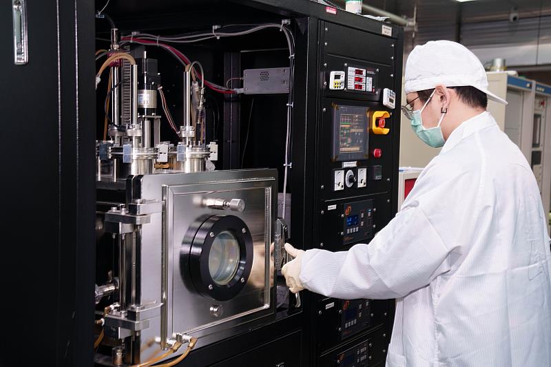長庚大學提供豐富產學專案與實習機會,使研發不只停留在論文,更能直接接軌產業與國際舞台。