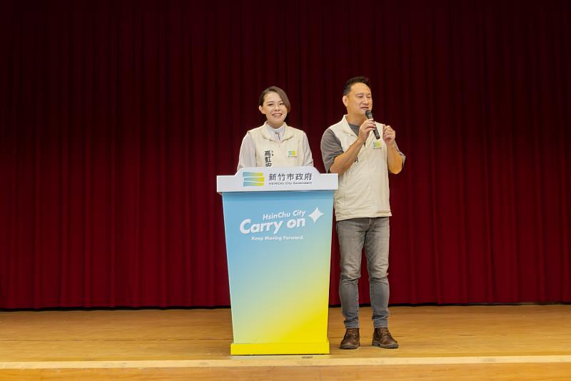 民政處長曹永明上台分享過去參訓的經驗。