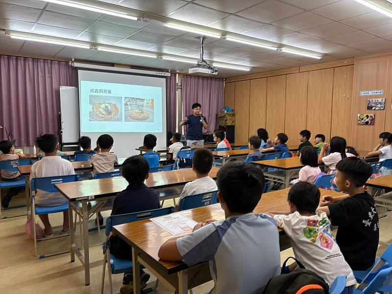 救國團暑期「甲蟲勇者探索營」圓滿落幕近90位學員探索昆蟲奧秘