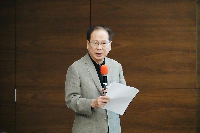 大渡山學會理事長鄭清和引用台積電創辦人張忠謀的求學經驗指出，張忠謀曾談到，相較於在麻省理工學院（MIT）三年的專業學習，在哈佛大學一年所接受的博雅教育，對他一生帶來更深遠的影響。