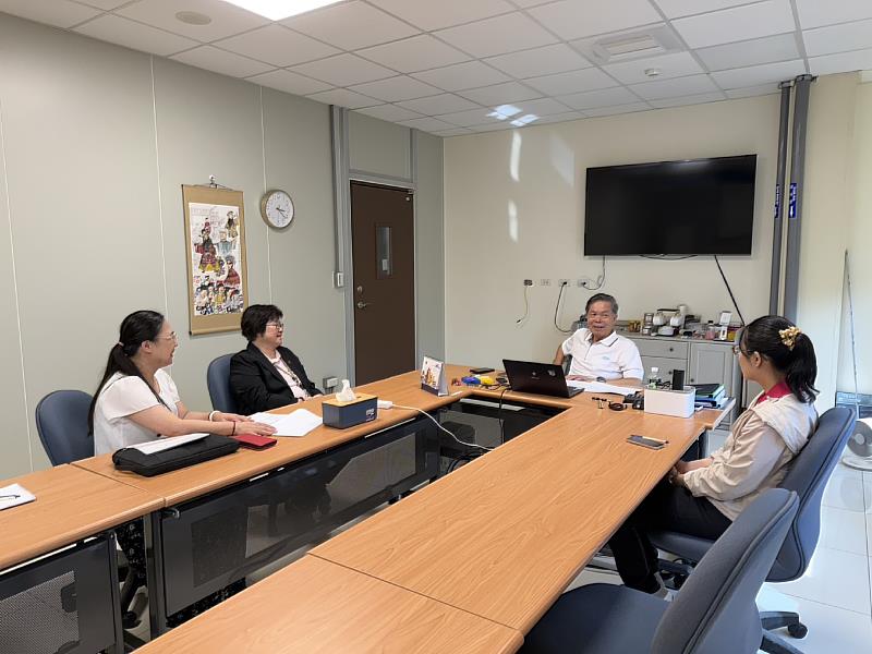 南華大學攜手帝箂實業,推動「19+1 AI轉型策略」,深化產學合作。