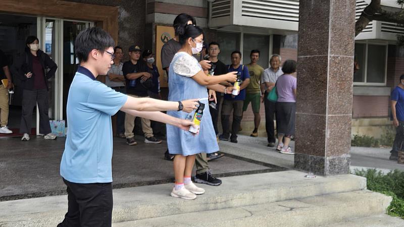 防熊噴霧試驗瓶實際操作體驗（2）