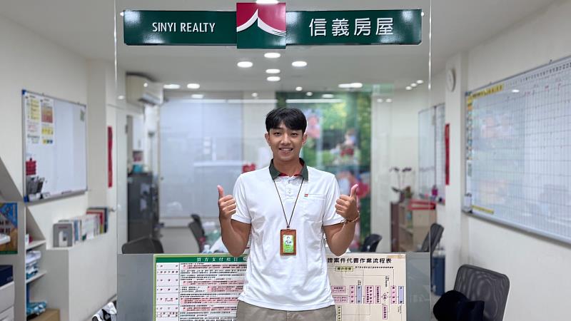 信義房屋東門店專員曾彥承說，影片雖然沒有立即賣掉房子，但確實帶來許多額外收穫，也讓他看見影像內容累積信任的效果。
