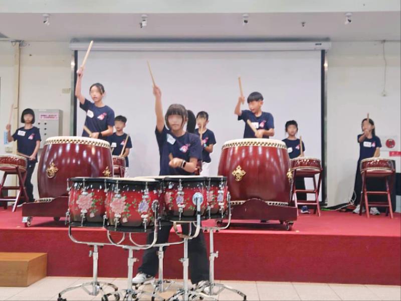 等家寶寶第5屆圓夢計畫 「我們身上也有光」南北串聯閃亮登場 | 中央社訊息平台