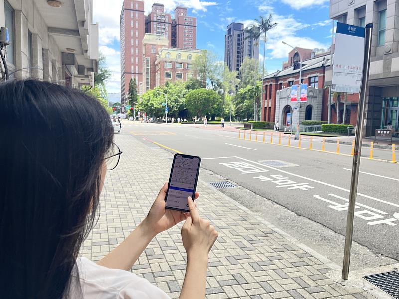 市民朋友未來找車位、繳停車費,或是搭乘公車,打開「新竹通」即可輕鬆搞定。