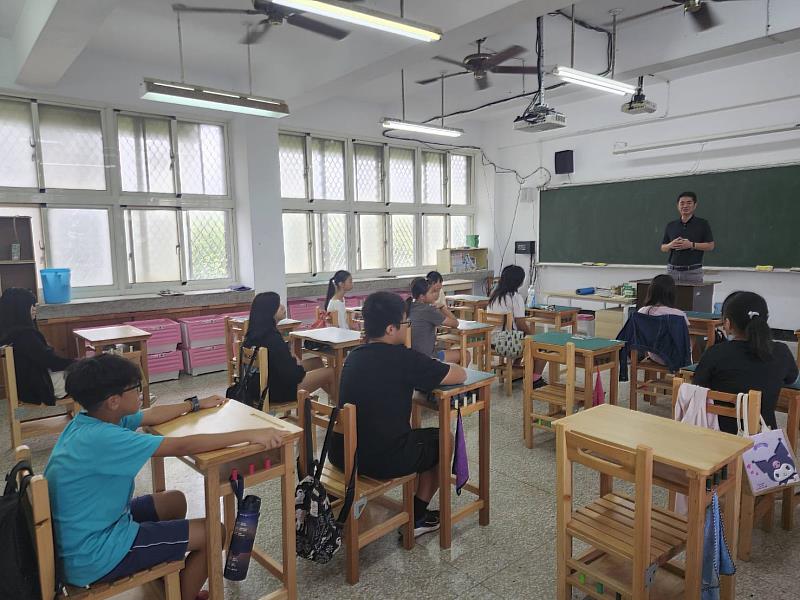 澎南國中[校長與學生勉勵]