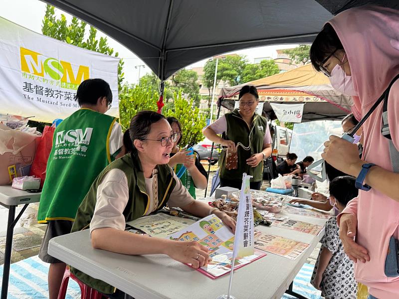 祖孫同樂傳愛意，朴子婦幼館祖父母節活動熱鬧登場-2