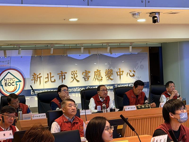 沙德爾颱風步步進逼，侯友宜市長召開防颱整備會議。