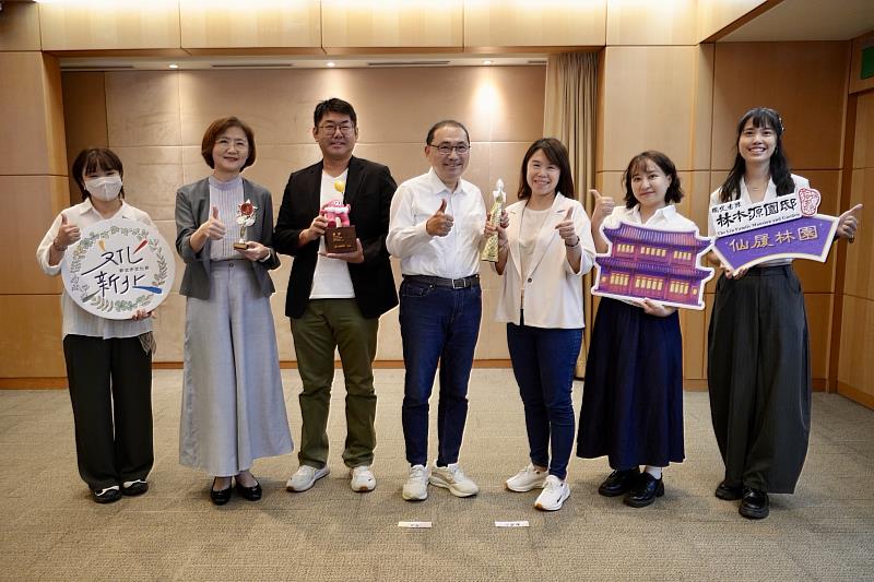 《月光織戀 仙履林園》光雕秀勇奪國內外3大獎，展現新北古蹟活化與文化創新成果。