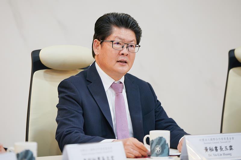 國合會黃玉霖秘書長致詞。