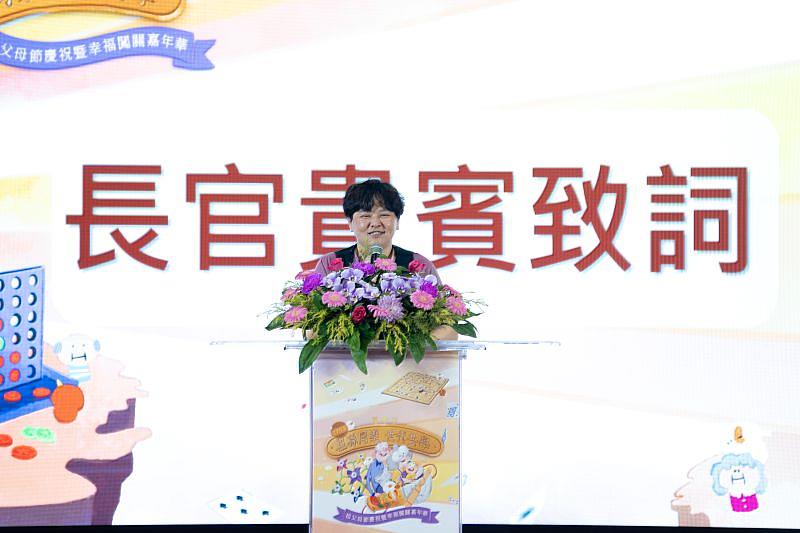 高雄市政府教育局劉副局長靜文表示，祖父母節不只是向長輩表達感謝的節日，更是提醒家人珍惜相聚、用心陪伴的時刻。透過遊戲與故事創造共同回憶，每一次交流與陪伴，都串起了不同世代之間珍貴的情感。