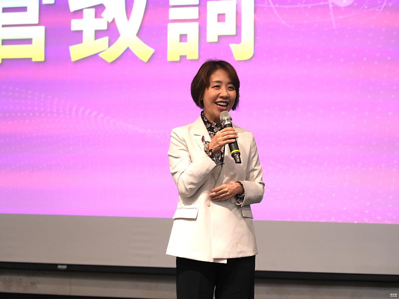 僑務委員會副委員長李姸慧致詞。