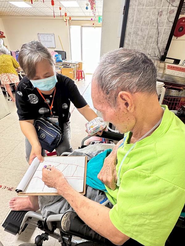 倡導關懷人執行關懷工作。