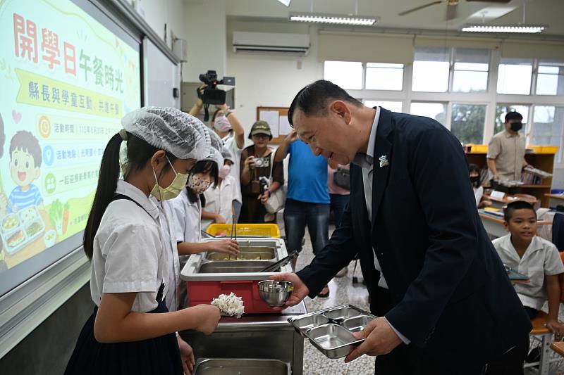 臺東營養午餐再升級 餐費提高比照臺北市 免費補助擴及私立國中小學生
