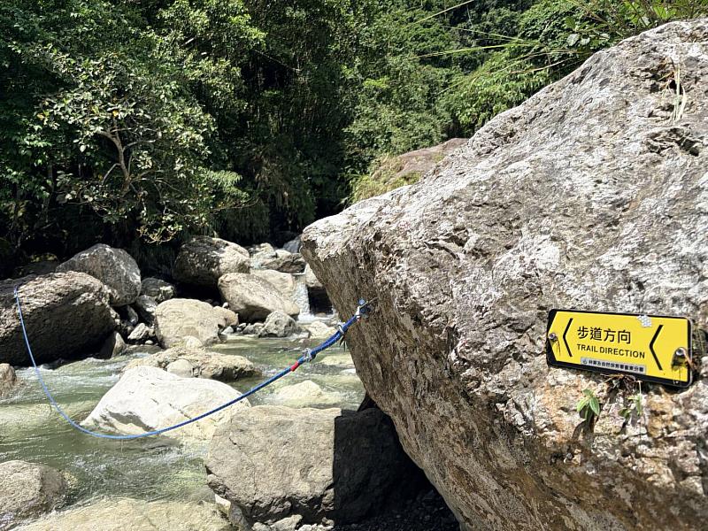 提醒民眾非必要請勿前往山區活動,並請隨時關注颱風動態及公路最新資訊。(圖為麻荖漏步道)
