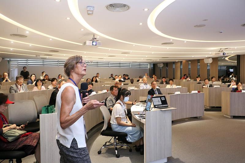 美國國家科學院院士Hollis T. Cline受邀中國醫藥大學腦空間體研究中心專題演講。