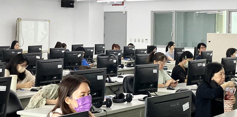 教職員實際操作相關運用。